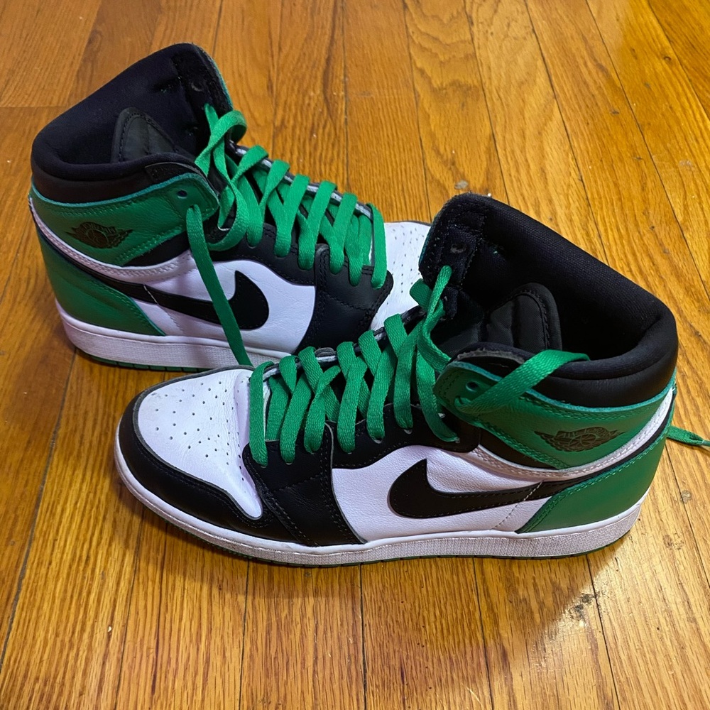 Jordan 1 Mid Lucky Green